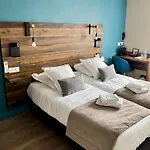 Hotel Logis De La Poste