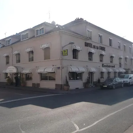 Logis De La Poste Hotell