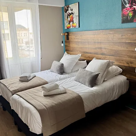 Logis Hotel De La Poste 3*