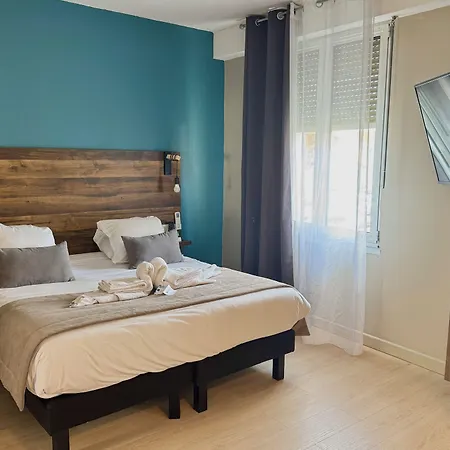Hotel Logis Hotel De La Poste 3*